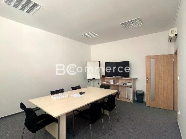 Pronájem kanceláře 110 m²
