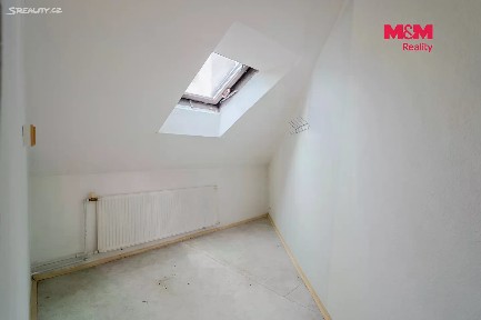Pronájem obchodního prostoru 21 m²