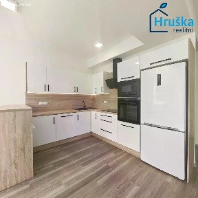 Pronájem bytu 3+kk 85 m²