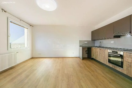 Pronájem bytu 1+kk 31 m²
