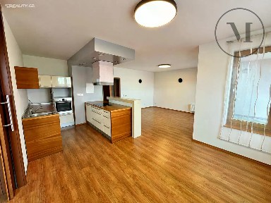 Pronájem bytu 3+kk 97 m²