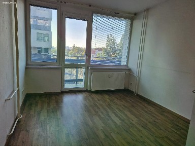 Hornoměcholupská, Praha - Hostivař