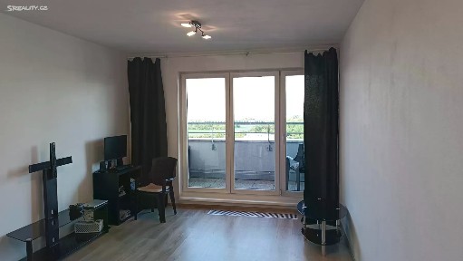 Hlučkova, Praha - Letňany