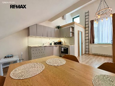 Pronájem bytu 2+kk 50 m²