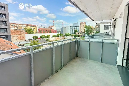 Pronájem bytu 1+kk 27 m²