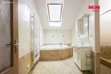 Pronájem bytu 3+1 108 m²