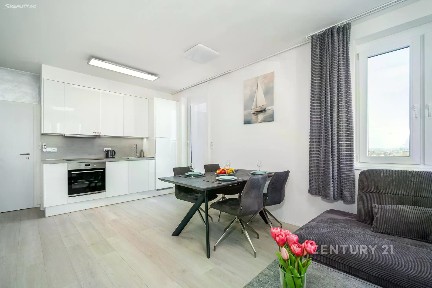 Prodej bytu 2+kk 81 m²