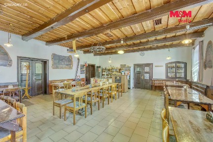 Prodej obchodního prostoru 633 m²