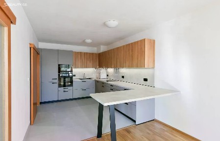 Pronájem bytu 4+kk 200 m²