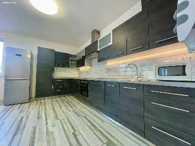 Pronájem bytu 3+kk 100 m²
