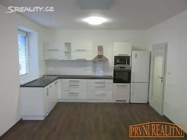 Jaroslava Hlobila, Uherský Brod
