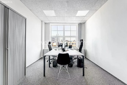 Pronájem kanceláře 185 m²