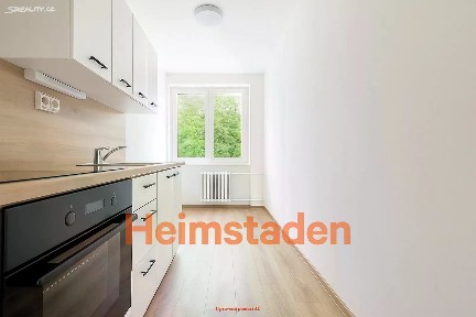 Pronájem bytu 1+1 39 m²