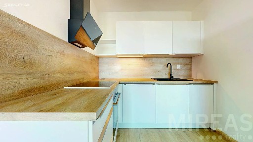 Pronájem bytu 2+kk 55 m²
