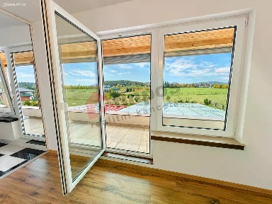 Pronájem bytu 2+kk 98 m²