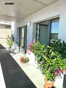 Pronájem bytu 2+kk 66 m²