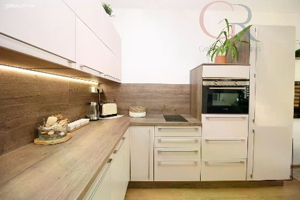 Pronájem bytu 1+kk 50 m²