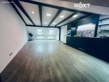 Pronájem bytu 4+kk 84 m²