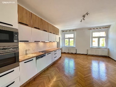 Pronájem bytu 2+kk 80 m²