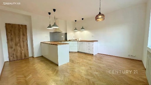 Pronájem bytu 3+kk 80 m²