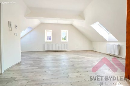 Pronájem bytu 2+kk 58 m²