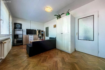 Gutova, Praha - Strašnice