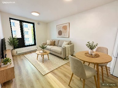 Pronájem bytu 1+kk 28 m²
