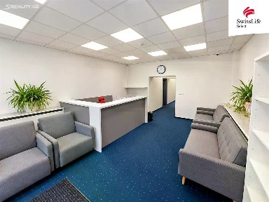Pronájem obchodního prostoru 151 m²
