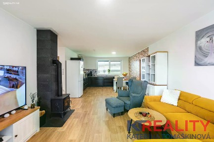 Prodej rodinného domu 76 m², pozemek 884 m²