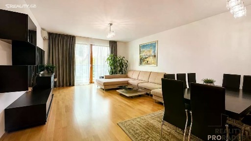 Pronájem bytu 3+kk 90 m²