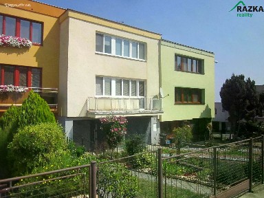Prodej rodinného domu 193 m², pozemek 302 m²