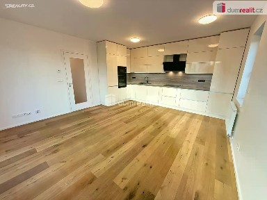 Pronájem bytu 2+kk 61 m²