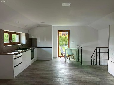 Pronájem bytu 1+kk 60 m²