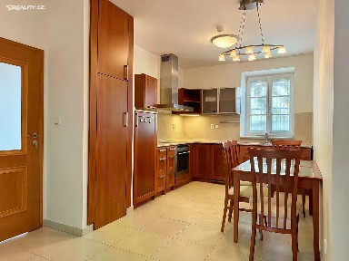 Pronájem bytu 2+1 92 m²