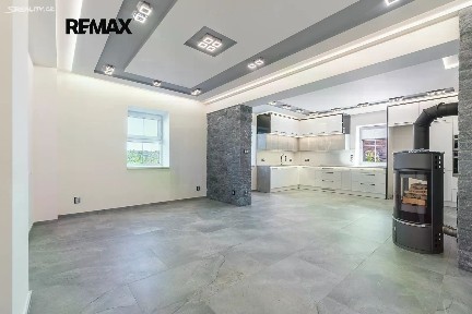 Pronájem bytu 4+kk 214 m²