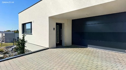 Pronájem vily 574 m², pozemek 1782 m²