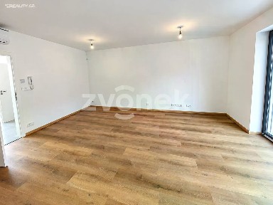 Pronájem rodinného domu 95 m², pozemek 147 m²