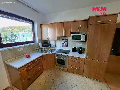 Pronájem bytu 1+kk 40 m²