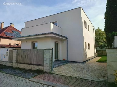 Pronájem bytu 3+kk 94 m²
