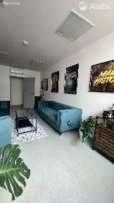 Pronájem kanceláře 380 m²