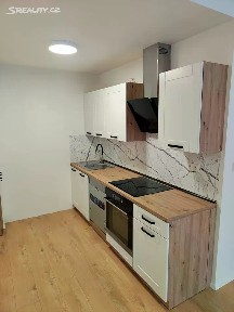 Pronájem bytu 1+kk 33 m²