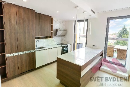 Pronájem bytu 3+kk 120 m²