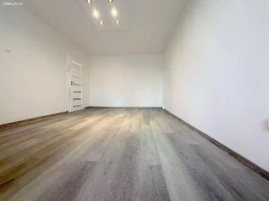 Pronájem bytu 1+kk 28 m²