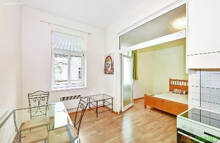 Pronájem bytu 1+1 33 m²