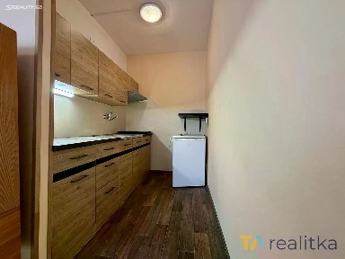 Pronájem bytu 1+kk 31 m²