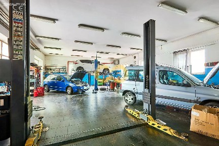Prodej obchodního prostoru 430 m²