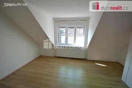 Pronájem bytu 1+1 43 m²