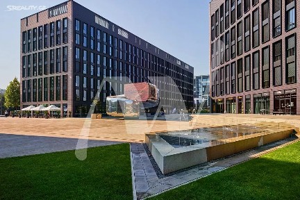 Pronájem kanceláře 337 m²