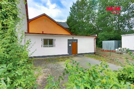 Pronájem obchodního prostoru 73 m²