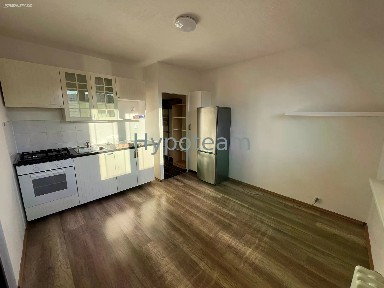 Pronájem bytu 1+1 34 m²